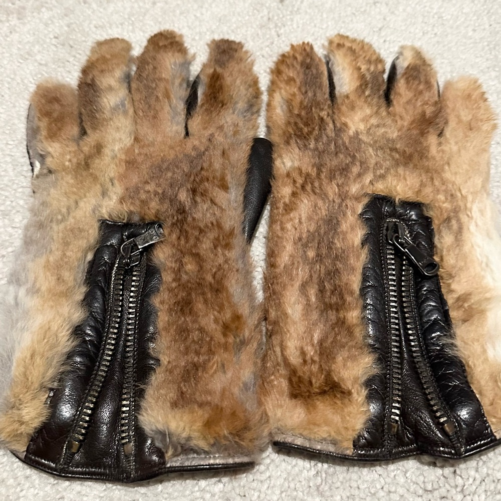 D&G Gloves Men’s Fur Made in Italy brown leather.